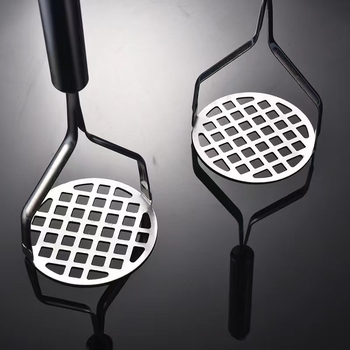 Presă de cartofi din oțel inoxidabil – un instrument multifuncțional pentru hrana bebelușilor