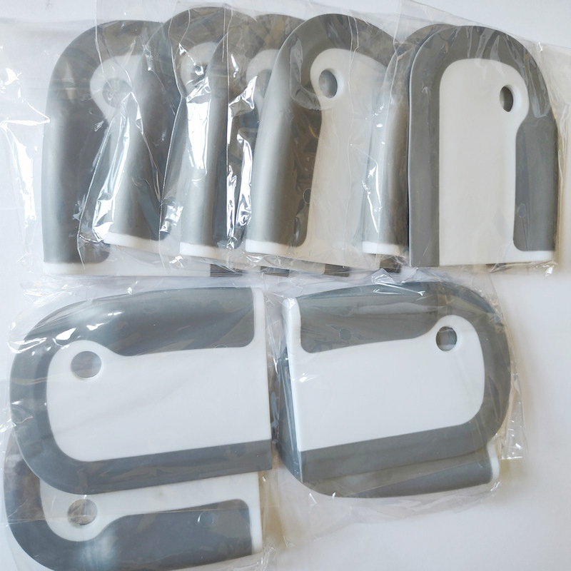Set de bucătărie din silicon cu spatulă integrată și perie de curățare