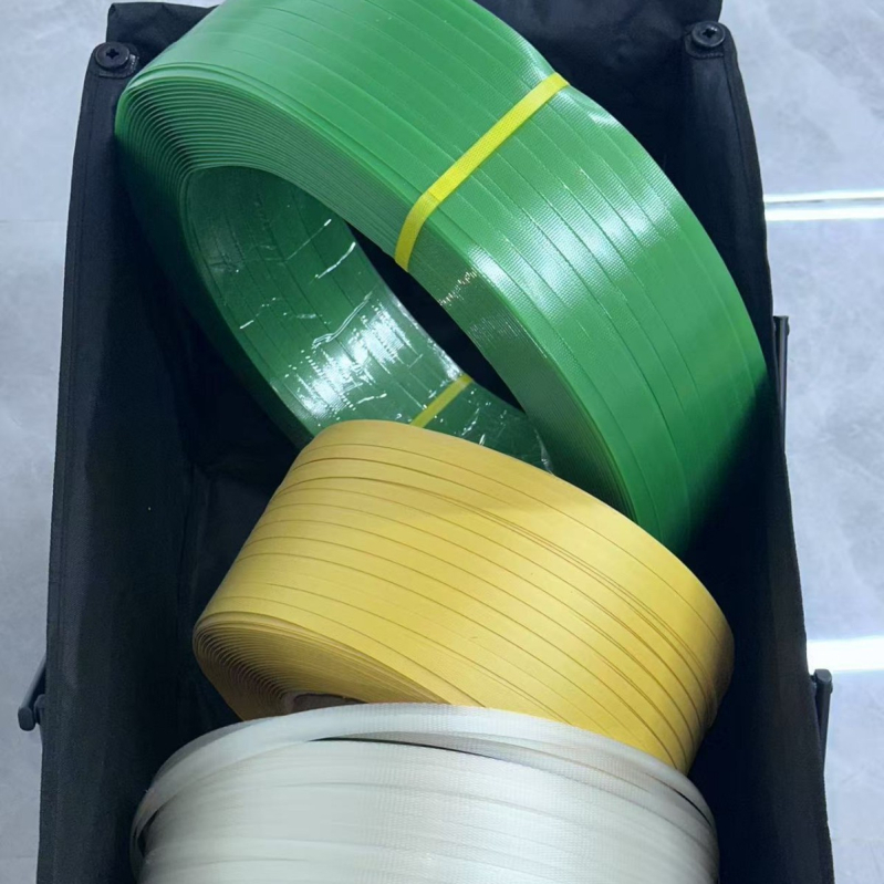 1608 Bandă metal-plastic PET pentru ambalare – piatră, lemn și oțel – sarcini grele