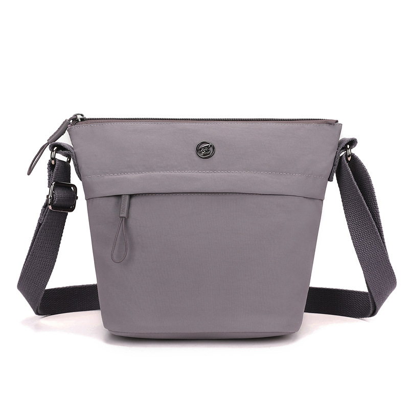 Ice Charm ženska nylon bucket torba za rame, mala, sa zatvaračem, gradski minimalistički stil