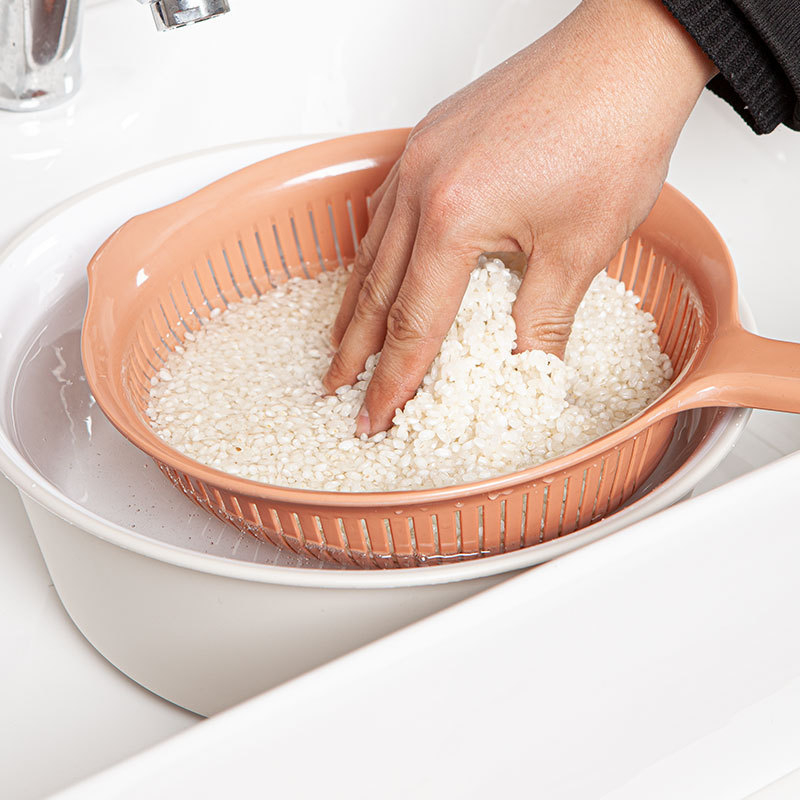 Sită de plastic pentru spălarea orezului cu mâner – coș de bucătărie pentru spălat legume și fructe