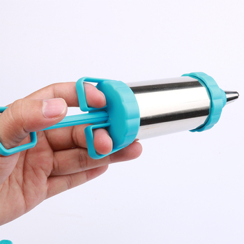 Set de unelte pentru decorare: pistol de decorare, duze, spatulă pentru cremă, 6 piese, pentru decorarea prăjiturilor și biscuiților