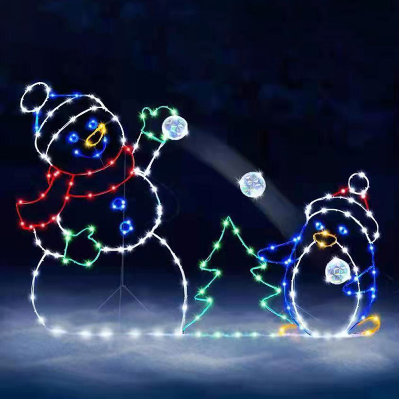 Ornamente de grădină din fier pentru Crăciun: om de zăpadă, brad de Crăciun și pinguin