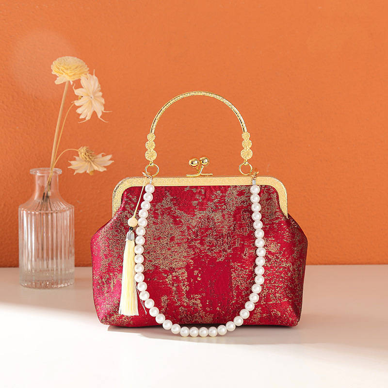 Kínai stílusú hímzett női táska, Hanfu-ihletésű elegáns retro kézitáska aranyszínű záróval