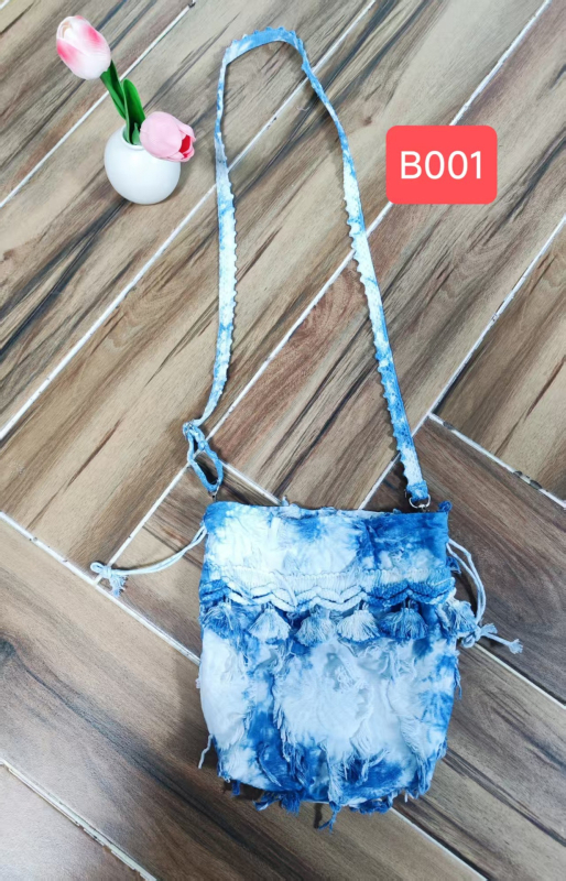 Tie-dye etničkog stila velika tote torba za žene, bijelo-plava s resicama, za rame ili crossbody, moderna i svestrana