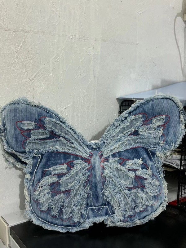 Džins ruksak s izvezenim leptirima, velika kapaciteta, umjetnički dizajn, crossbody torba preko ramena, gradski stil