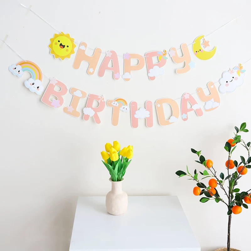 Ghirlandă cu stegulețe de aniversare, cu soare și curcubeu – decor perete pentru petrecere pentru fete