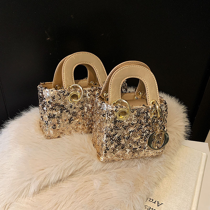 Mini torbica s pjaticama, inspirirana Dianom, lagana luksuzna večernja torba, s remenom za rame ili crossbody
