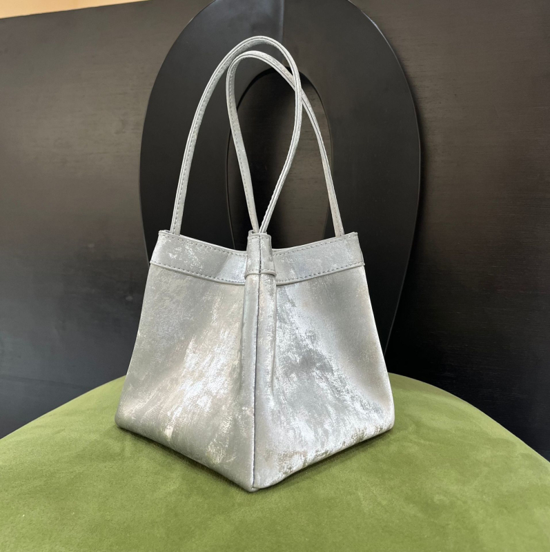 Torba od prave kože, kineski stil, baršunasto-saten završetak, mala kvadratna torba za rame, crossbody s dvije naramenice