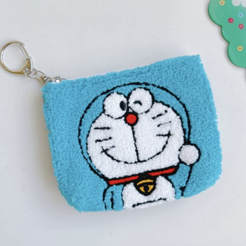 Doraemon – pluș pentru șervețele, portofel pentru monede, încărcător și husă de depozitare a cablurilor