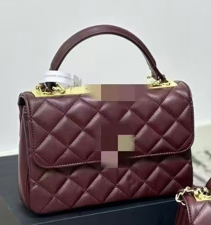 2025 ljetna ženska torbica od prave kože s kvadratnim prešivanjem i preklopnim poklopcem, lančani remen za rame i crossbody, za svakodnevnu upotrebu