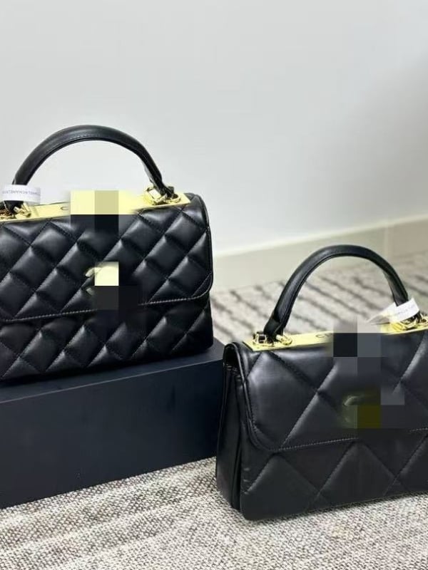 2025 ljetna ženska torbica od prave kože s kvadratnim prešivanjem i preklopnim poklopcem, lančani remen za rame i crossbody, za svakodnevnu upotrebu