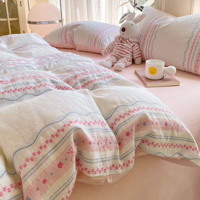 Lenjerie de pat din bumbac jacquard, 4 piese, cu model în dungi