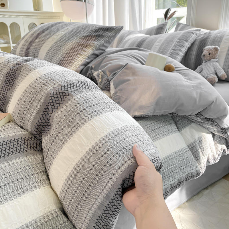 Lenjerie de pat din bumbac jacquard, 4 piese, cu model în dungi