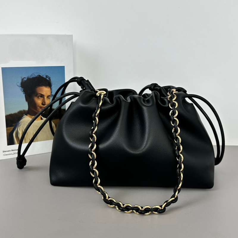 Torba od prave kože s lancem, cloud bag u bucket obliku, za nošenje u ruci ili preko ramena, crossbody