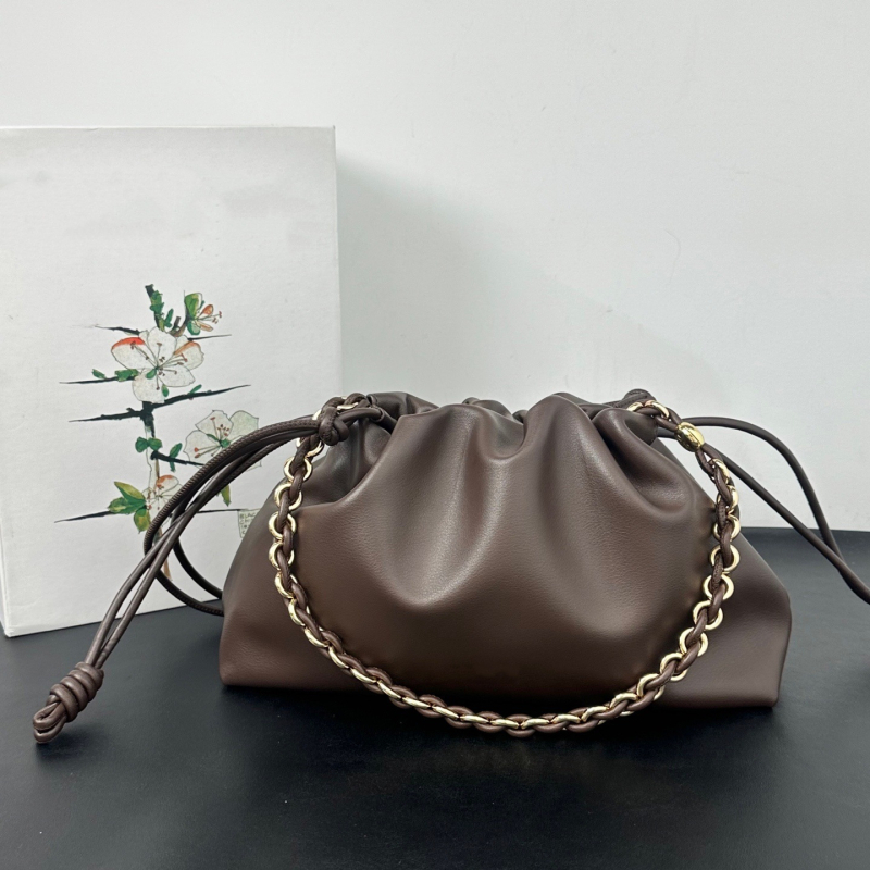 Torba od prave kože s lancem, cloud bag u bucket obliku, za nošenje u ruci ili preko ramena, crossbody