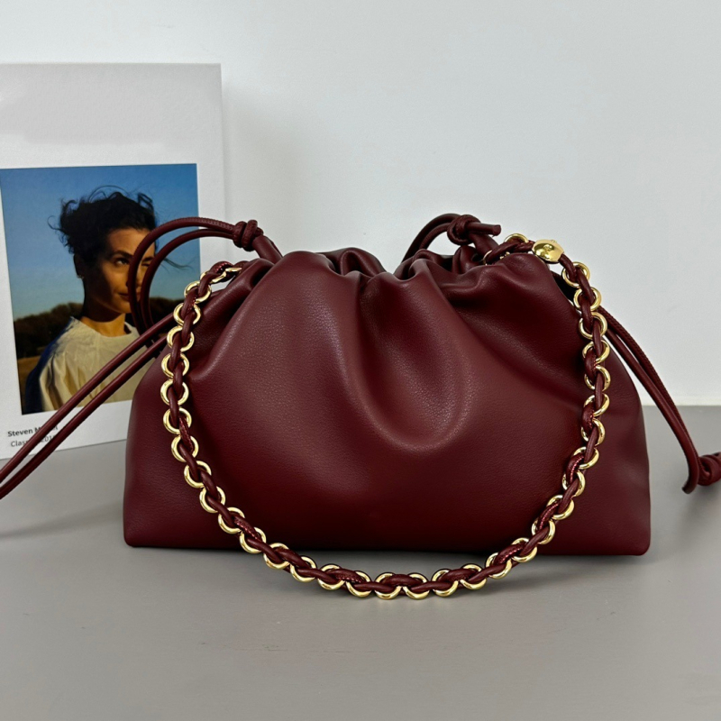 Torba od prave kože s lancem, cloud bag u bucket obliku, za nošenje u ruci ili preko ramena, crossbody