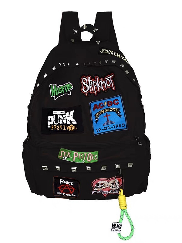 Unisex ruksak s punk rock podkulturom, izvezeni zakovice, velika kapacitet 20–35L, kompatibilan s 15-inčnim prijenosnim računalom