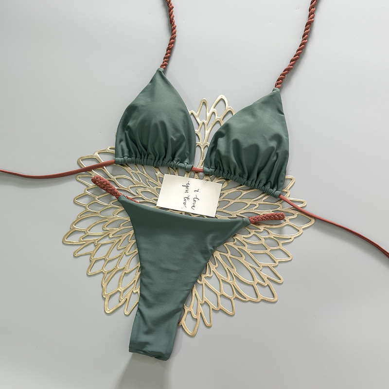 Női kétrészes bikini a strandoláshoz és nyaraláshoz, egyszínű, letisztult stílus