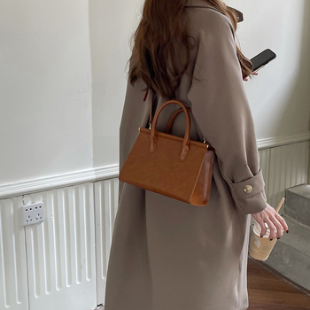 2025 K-stílusú niche őszi-téli retro olajviaszos bőr váll- és crossbody táska nőknek – mindennapi, stílusos, sokoldalú
