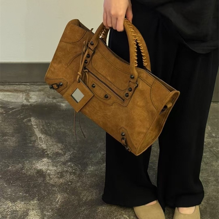 Retro kožna torba s metalnim rivetima, stil motocikla, velika zapremina, tote torba za rame
