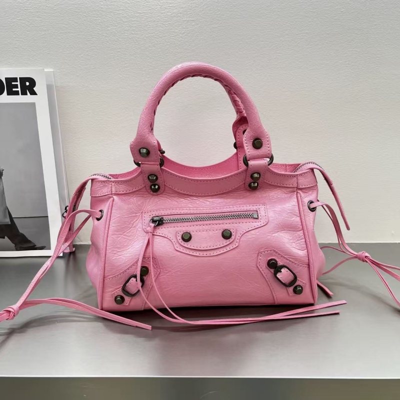 Ženska torba s nitima u moto stilu, kompaktna kvadratna crossbody torba