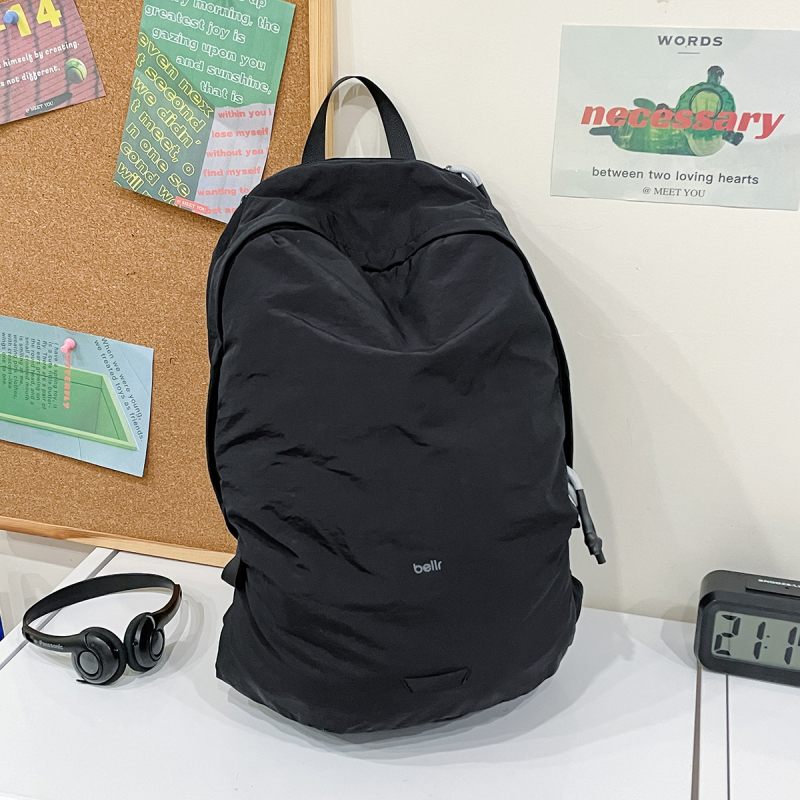 Lagani, minimalistički ruksak za outdoor aktivnosti, kapacitet do 20 l, korejskog stila, jednodijelni jednobojni dizajn, za učenike gimnazije