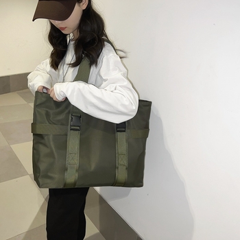 Torba za putovanje velikog kapaciteta, unisex, najlon, 20–35 L, lagana s naramenicom, unutarnje džepove sa zipom, prozračna i izdržljiva, pogodna za sport i putovanja