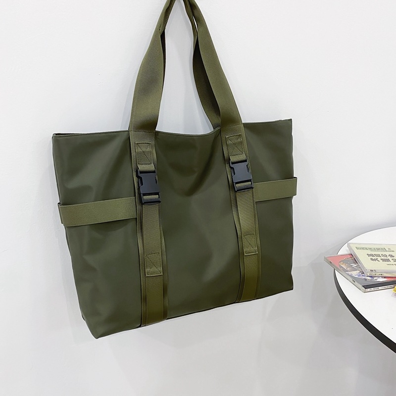 Torba za putovanje velikog kapaciteta, unisex, najlon, 20–35 L, lagana s naramenicom, unutarnje džepove sa zipom, prozračna i izdržljiva, pogodna za sport i putovanja