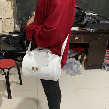 Muška torba za kratka putovanja, moderna crossbody torba za putovanja i treninge, sportska torba, kapacitet 56–75 L, PU koža