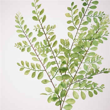 Verde artificial cu frunze de ferigă și frunze parfumate cu nouă foi, decor pentru nuntă, iarbă împletită ca boabe de orez, decor de perete cu plante, decor interior moale