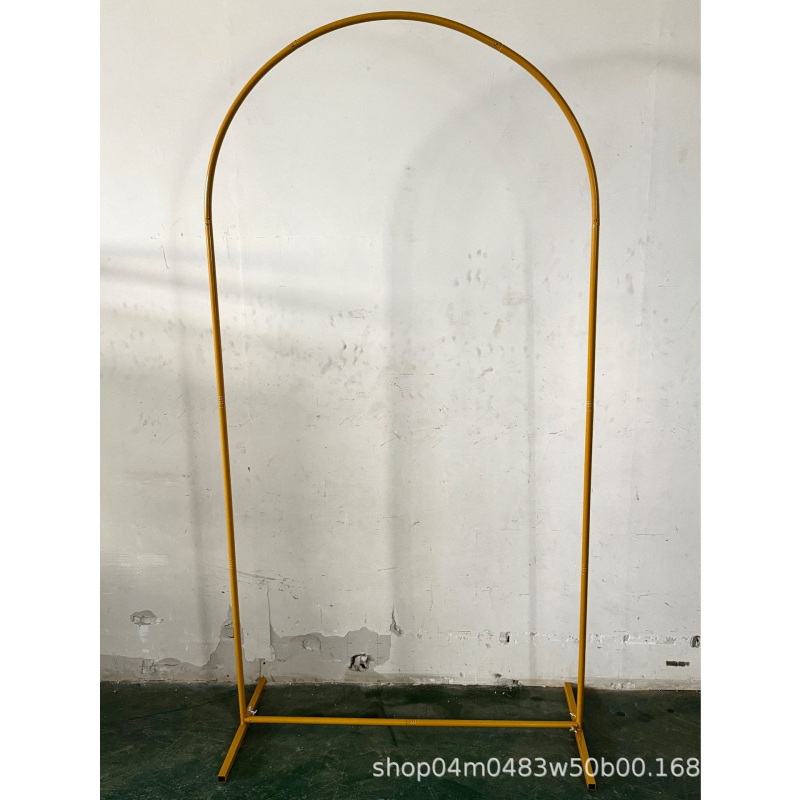 Arc decorativ auriu în formă de lună spirală pentru nunți și petreceri în aer liber, suport din fier, dimensiuni personalizabile