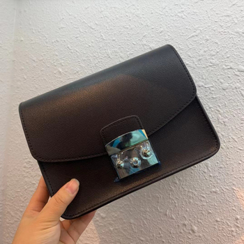 Fujia Mala kvadratna torbica s lancem, crossbody i ručna torba, PU materijal, ženska torbica u jednobojnoj boji