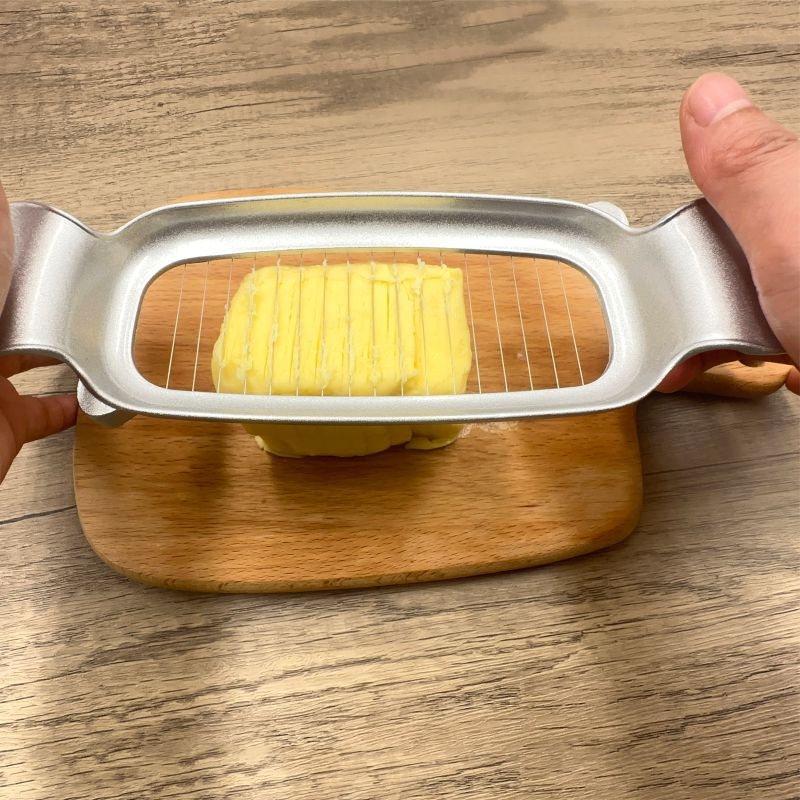 Tăietor multifuncțional pentru brânză și unt, cu lamă pentru foie gras și feliator pentru ouă