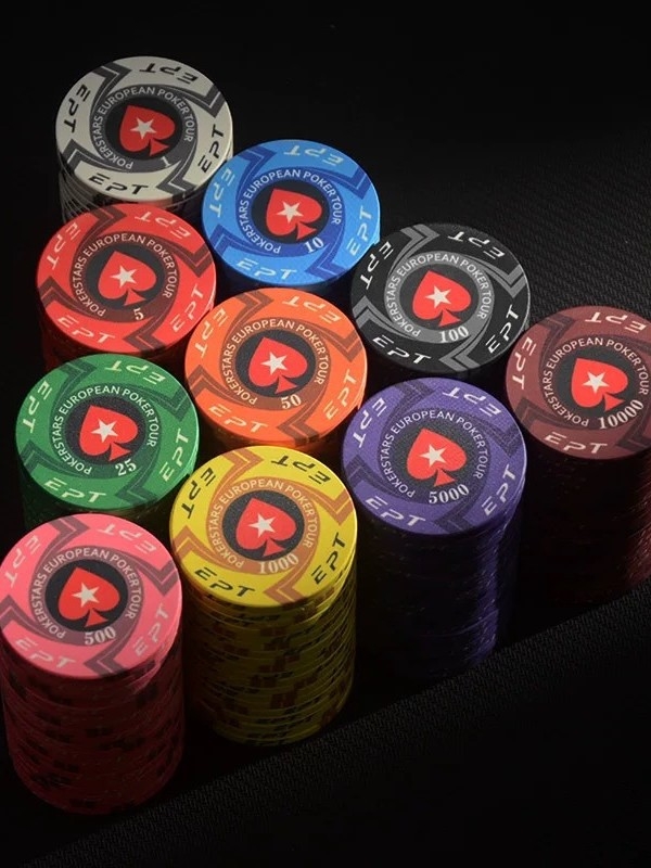 Prilagođeni keramički žetoni za turnire s mat završnim premazom za Texas Hold'em klubove, izrađeni po vašem dizajnu