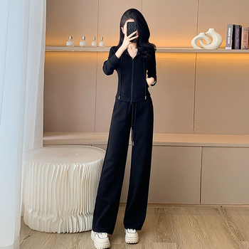 Jesenski ženski sportski set visoke kvalitete — uska veličina, hoodie s kapuljom, Chanel inspiriran stil, dvodijelni elegantan i mlađalački