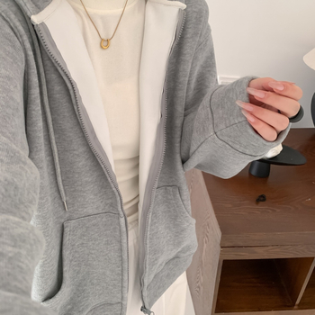 Ženski debeli flis s kapuljom, topao za jesen i zimu, opuštenog kroja, casual sports zip‑up kardigan jakna