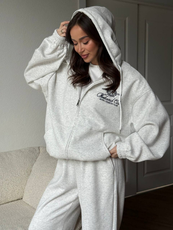 Ženski premium set: duksa s flisom i hlače u smeđoj boji, za proljeće, jesen i zimu, casual gradski stil, dva komada
