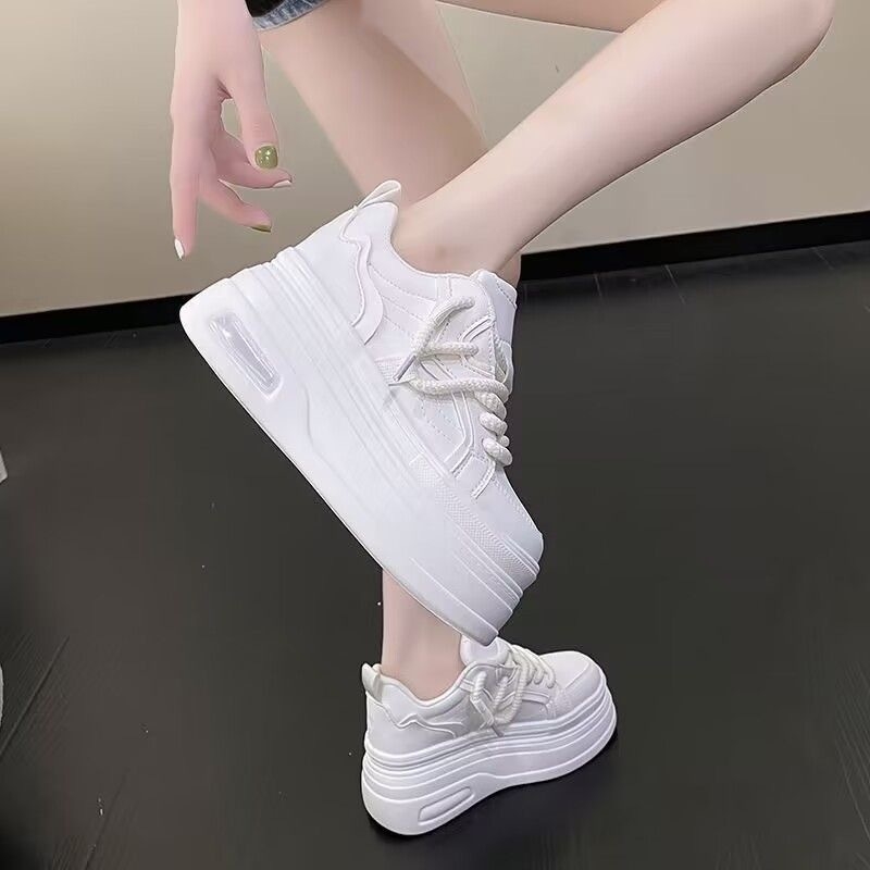 Női fehér sneaker 8 cm magasító vastag talppal, 2025 tavasz stílus, mindennapi sportcipő