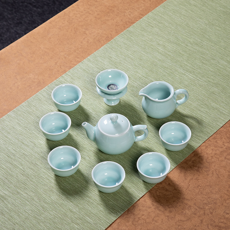 Longquan Celadon 2024 Gongfu Teáskészlet – Kerámiás Teáskanna és Teáscsésze, Elegáns Otthoni Használatra