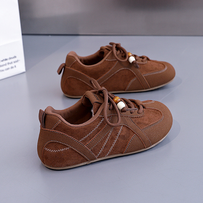 Ženske retro tenisice s ravnom potplatom – Dad Shoes, model K3911, proljeće/jesen 2026