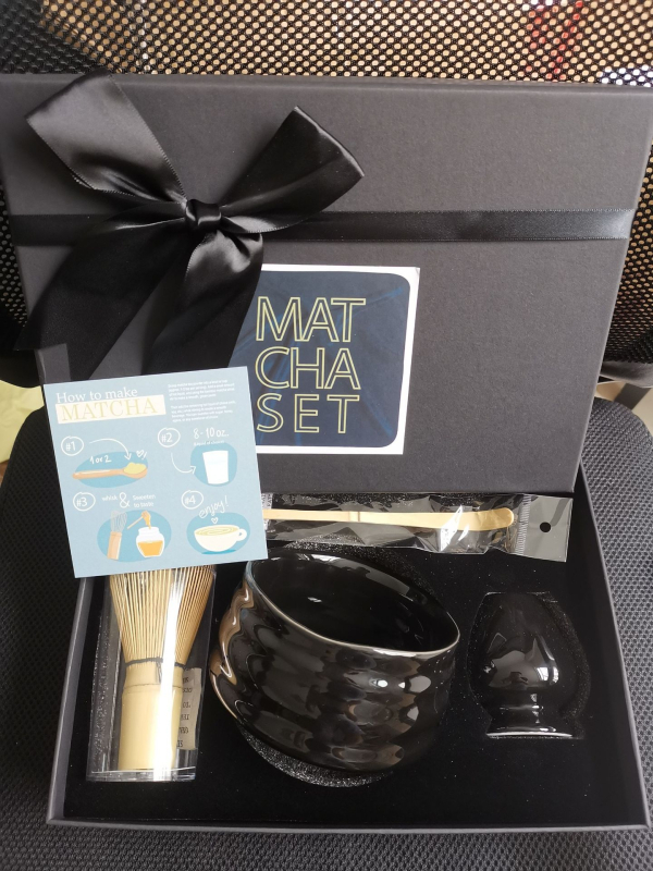 Set japonez de ceai cu tel de matcha, suport, bol din bambus, lingură — kit de călătorie
