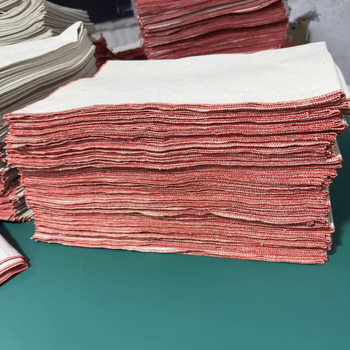 Pânză de in groasă pentru dospirea aluatului de pâine, cu margine cusută cu fir roșu