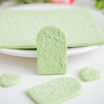 Rola de embossing pentru lut moale din polimer cu textură florală și model viță de vie pentru cercei