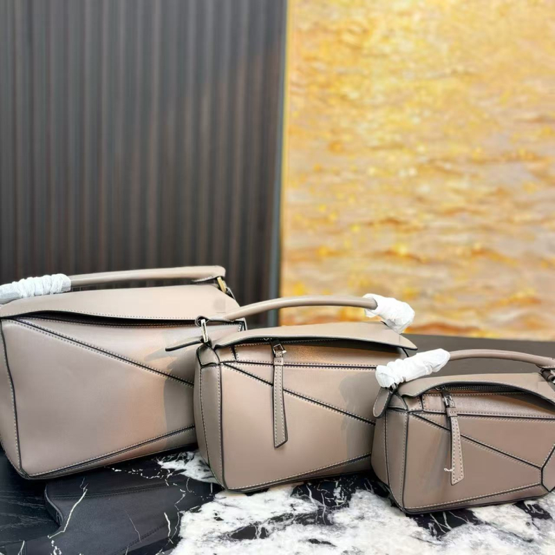 Nova ženska crossbody torba od prave kože, geometrijski dizajn, moderni patchwork, torba u obliku romba