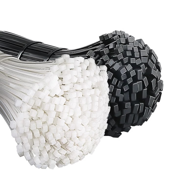 Crno-bijele nylon trake za kabel s čvrstim plastičnim kopčama