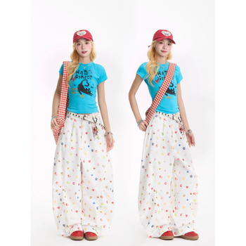 Pantaloni cargo albi pentru femei – stil american de stradă, croială dreaptă lejeră