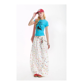Pantaloni cargo albi pentru femei – stil american de stradă, croială dreaptă lejeră