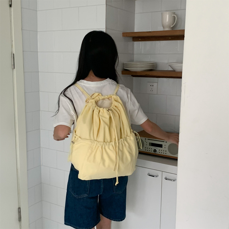 Platneni ruksak u korejskom stilu, minimalistički jednofarban dizajn s plisiranim detaljima, zatvaranje šnonom, velika kapaciteta, ležerni umjetnički stil, svestran