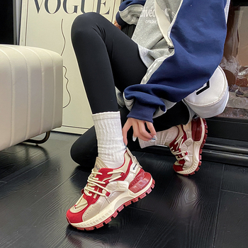 Ženske tenisice s debelim potplatom, jesen 2024, udobne sportske tenisice, povećanje visine, stil dad shoes